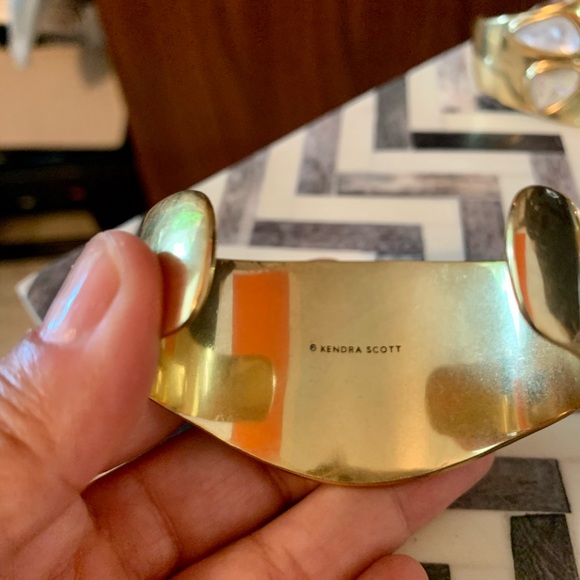 Kendra Scott 🤩 Margot Statement Cuff Bracelet - Picture 6 of 13